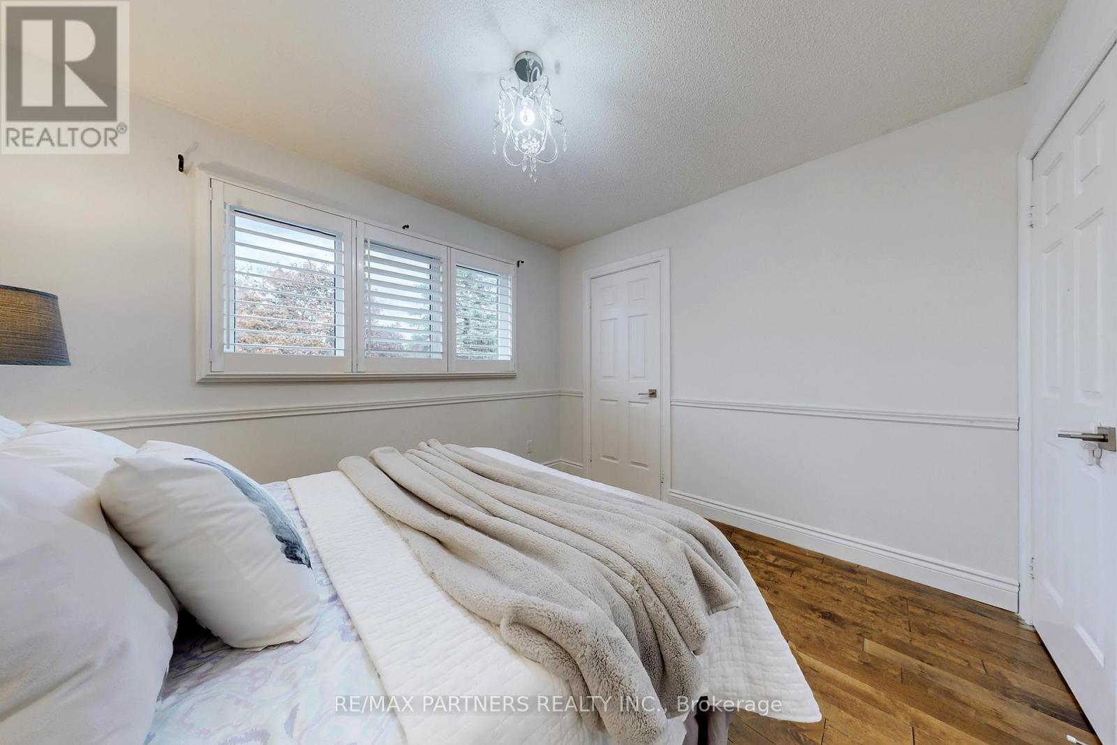 6 Geoffrey Crescent, Whitchurch-Stouffville (Stouffville), Ontario  L4A 5B9 - Photo 34 - N12469549