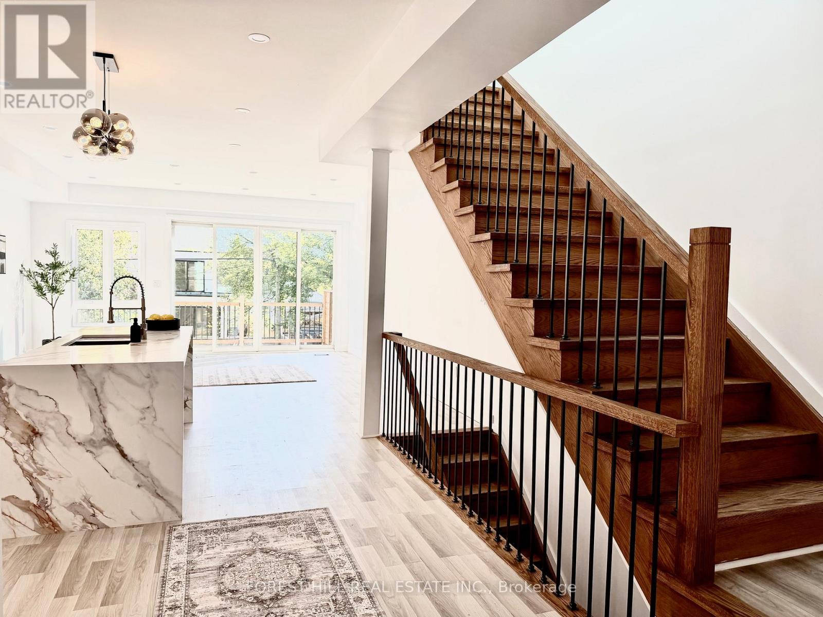 19 Simpson Avenue, Toronto, Ontario  M8Z 1C9 - Photo 35 - W12443636