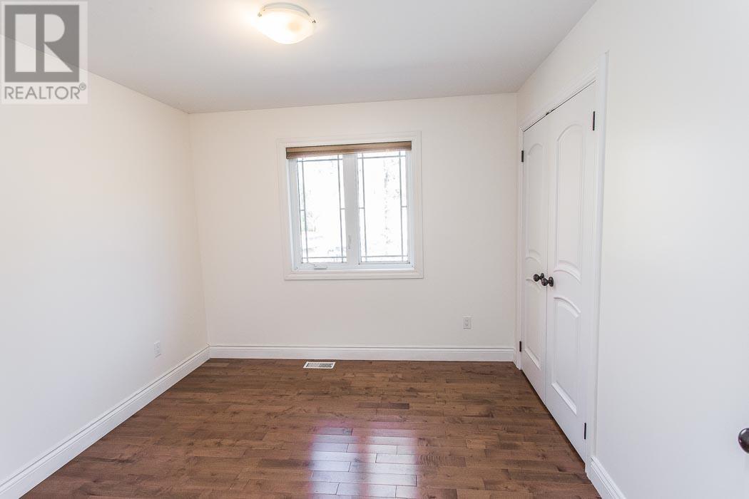 90 Parkewood Dr, Sault Ste. Marie, Ontario  P6A 5K6 - Photo 10 - SM252989
