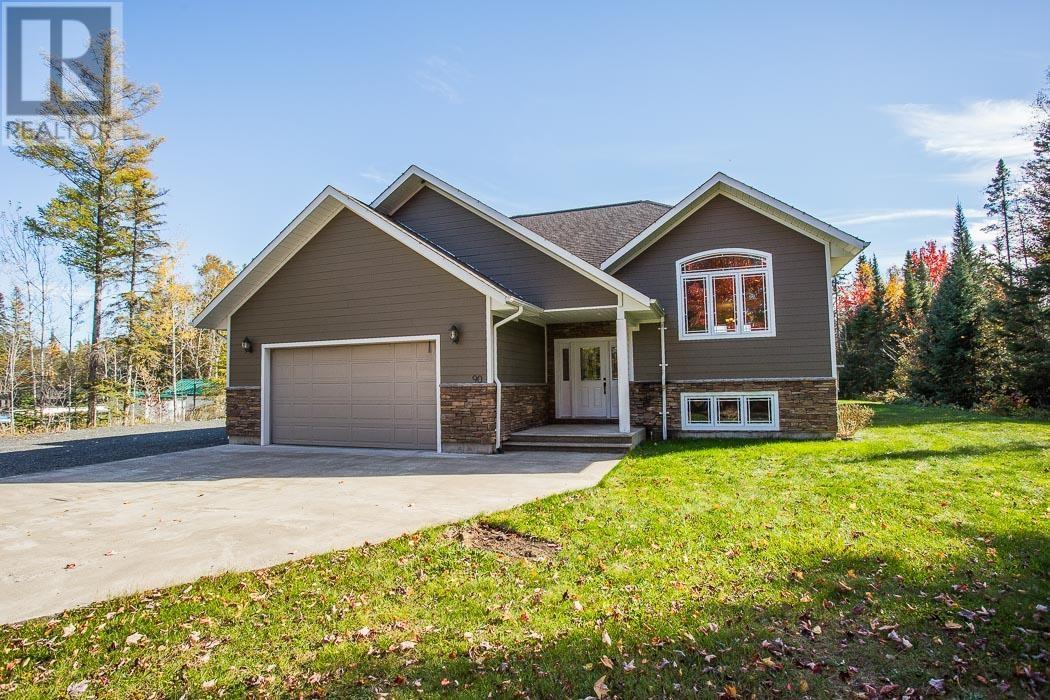 90 Parkewood Dr, Sault Ste. Marie, Ontario  P6A 5K6 - Photo 1 - SM252989