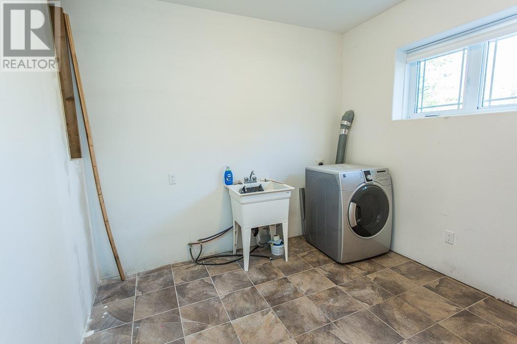 90 Parkewood Dr, Sault Ste. Marie, Ontario  P6A 5K6 - Photo 30 - SM252989