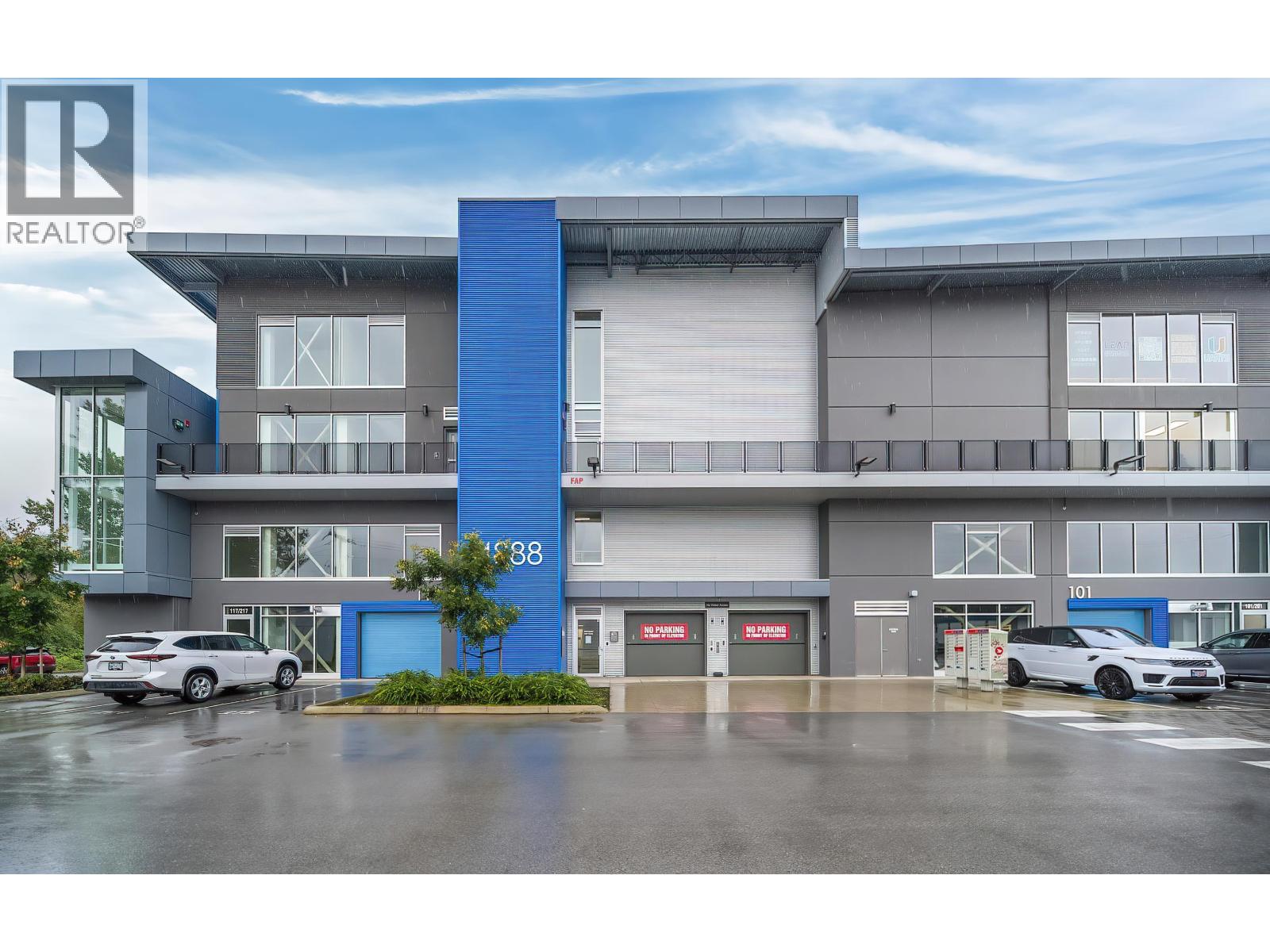 Listing Picture 8 of 8 : B309 4888 VANGUARD ROAD, Richmond / 烈治文 - 魯藝地產 Yvonne Lu Group - MLS Medallion Club Member