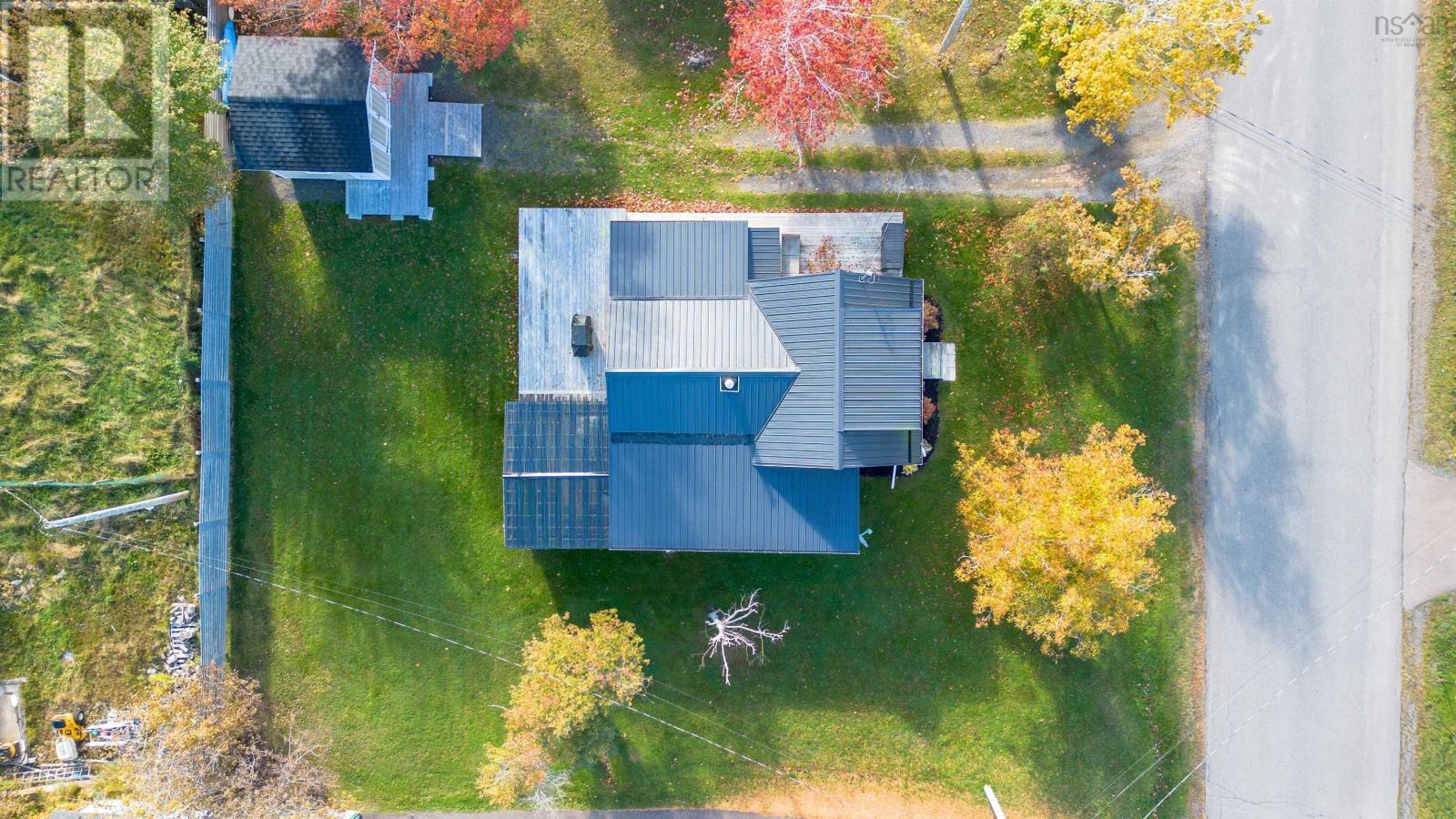 160 Twining Street, Baddeck, Nova Scotia  B0E 1B0 - Photo 3 - 202525798