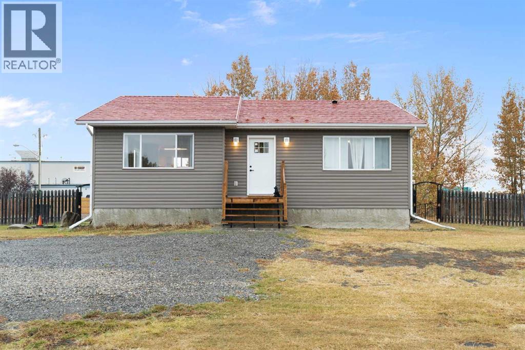 7 Southgate Close, Rural Foothills County, Alberta  T0L 0J0 - Photo 1 - A2264857