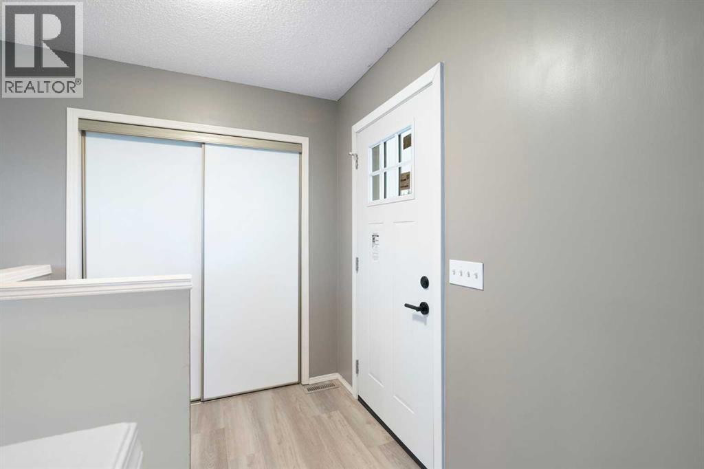 7 Southgate Close, Rural Foothills County, Alberta  T0L 0J0 - Photo 17 - A2264857