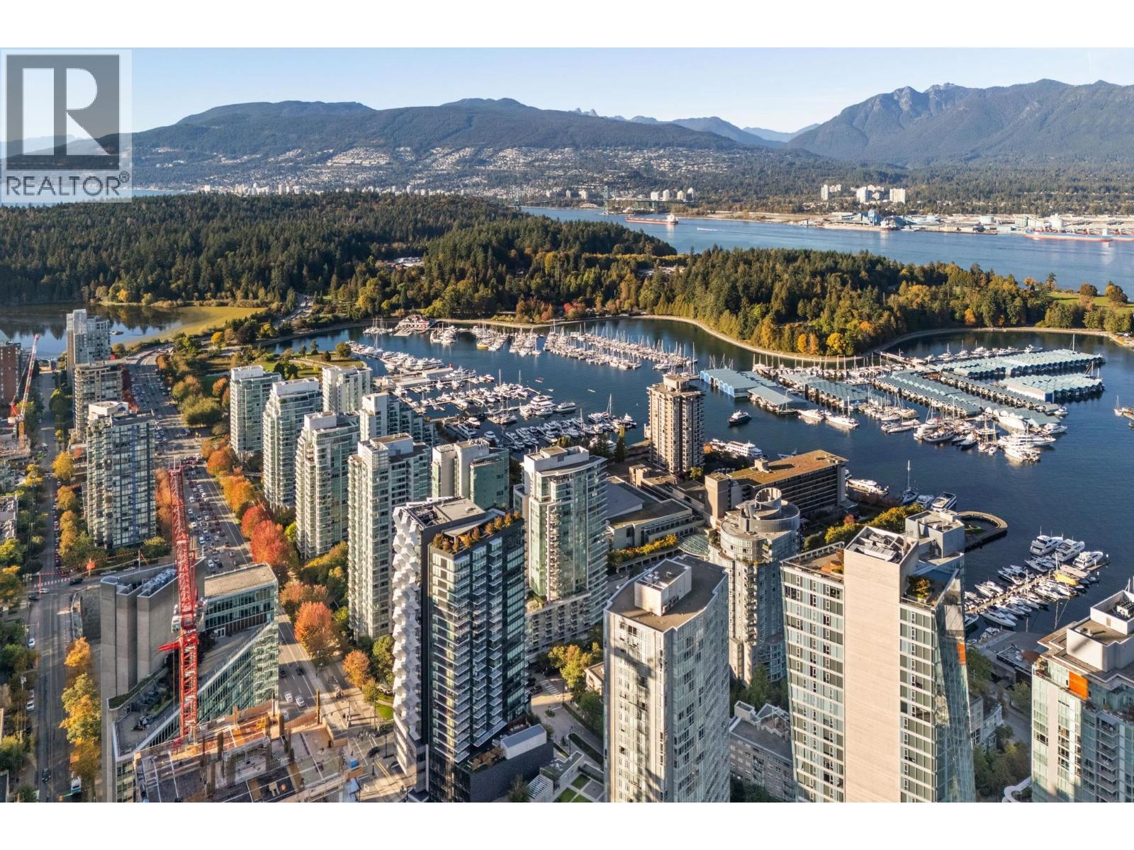 2103 620 Cardero Street, West Vancouver, British Columbia  V6G 0C7 - Photo 2 - R3059965