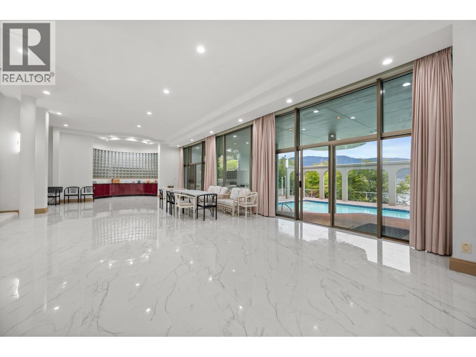 828 Beachview Drive, North Vancouver, British Columbia  V7G 1R1 - Photo 21 - R3046935