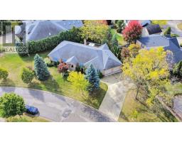 1 HIGHLAND WOODS COURT, London South, Ontario