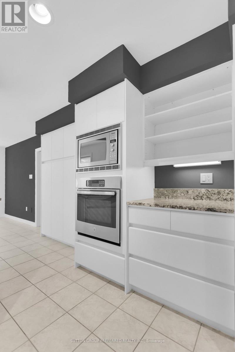 1 Highland Woods Court, London South, Ontario  N6C 5W9 - Photo 20 - X12467503