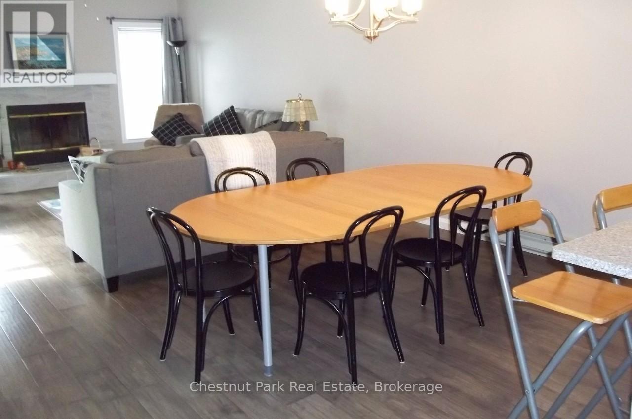 387 Mariners Way, Collingwood, Ontario  L9Y 5C7 - Photo 3 - S12472232