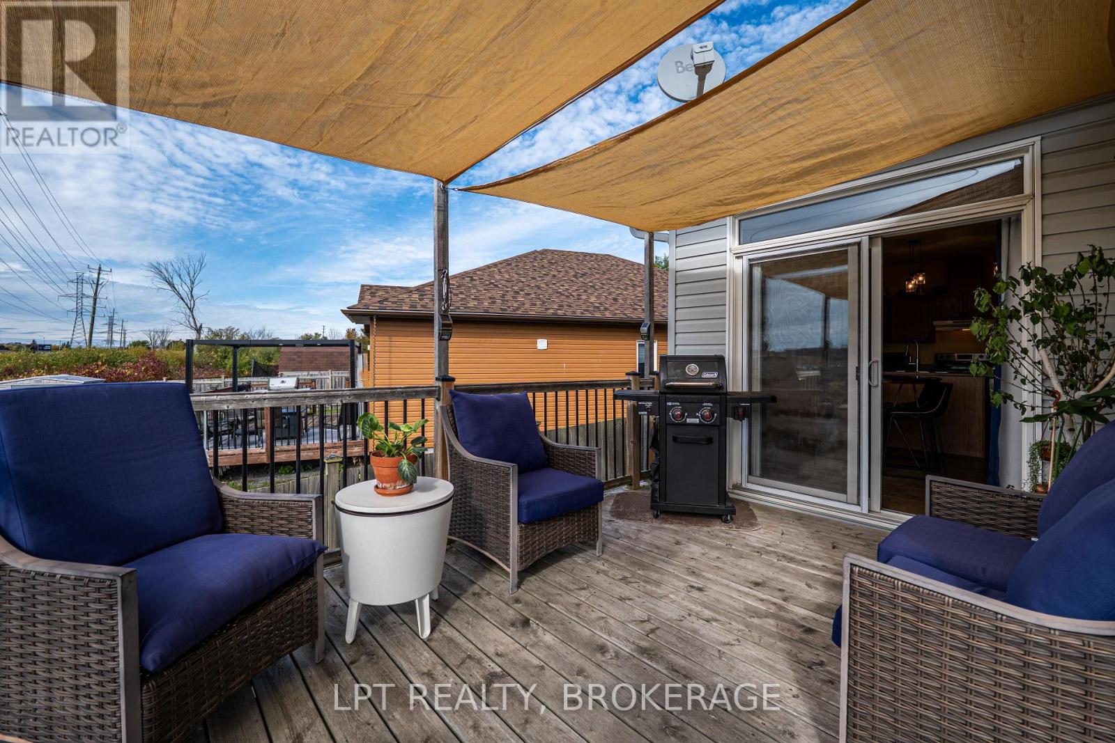 2073 Swanfield Street, Kingston (East Gardiners Rd), Ontario  K7M 0A9 - Photo 14 - X12472218