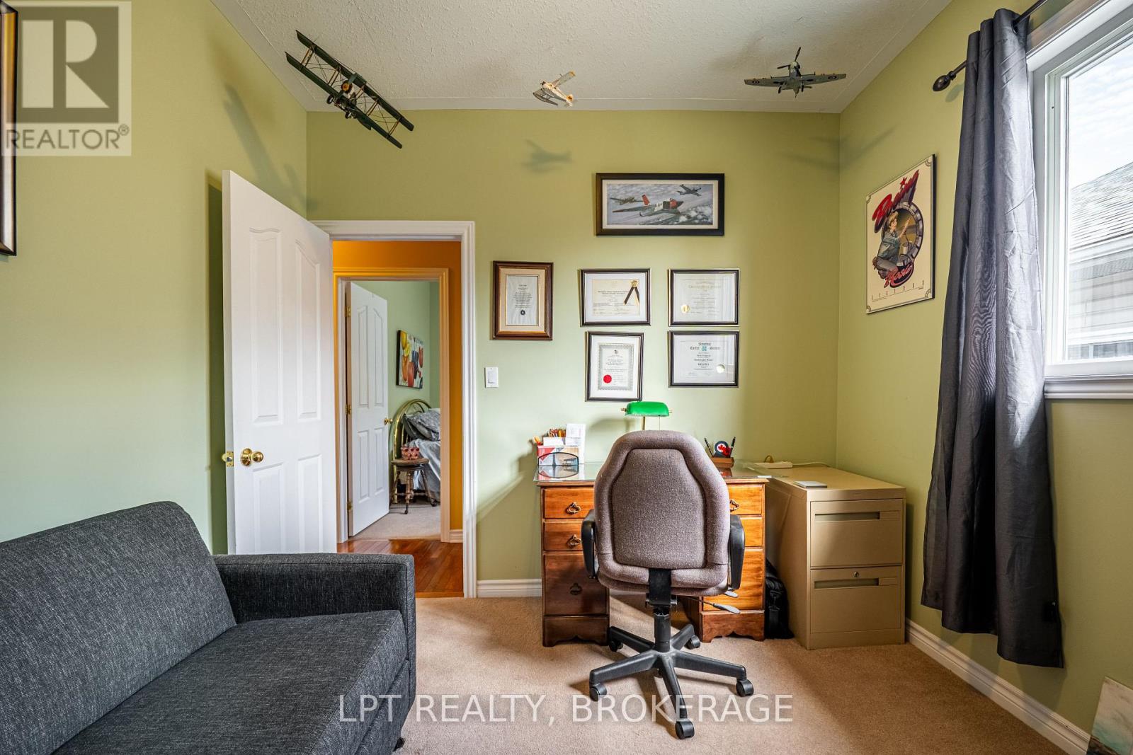2073 Swanfield Street, Kingston (East Gardiners Rd), Ontario  K7M 0A9 - Photo 21 - X12472218