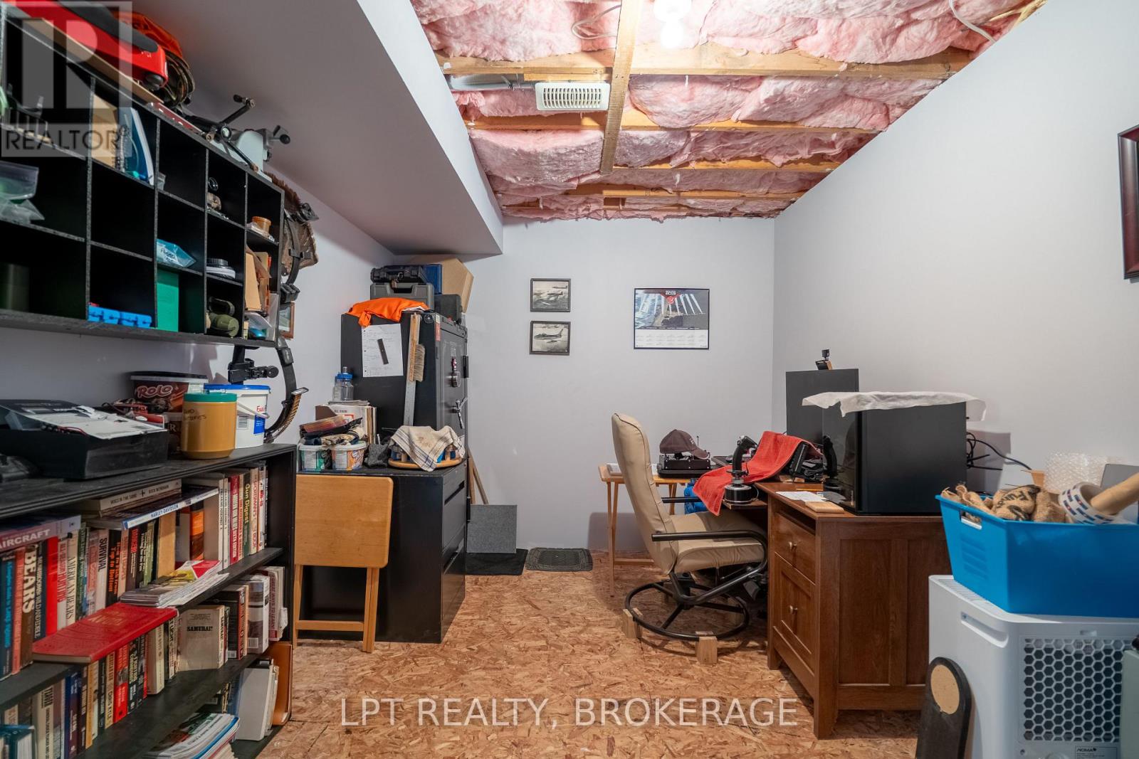2073 Swanfield Street, Kingston (East Gardiners Rd), Ontario  K7M 0A9 - Photo 33 - X12472218