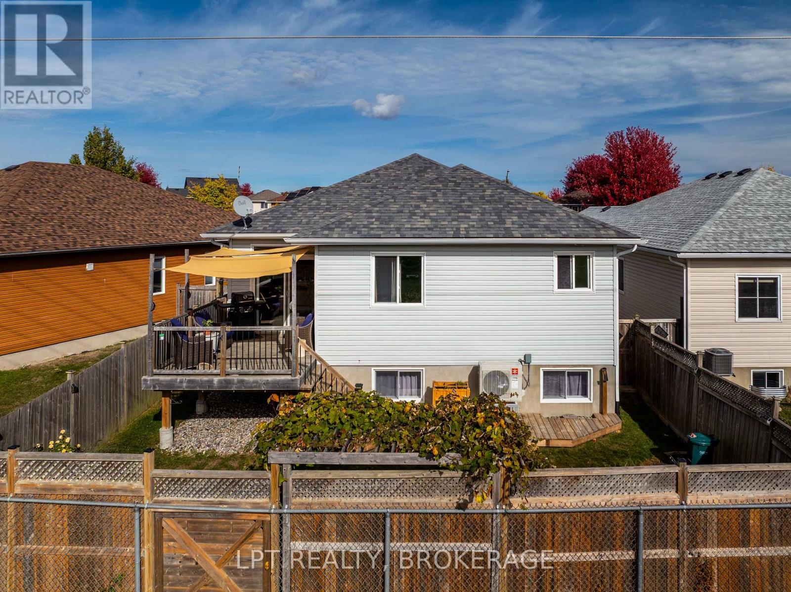 2073 Swanfield Street, Kingston (East Gardiners Rd), Ontario  K7M 0A9 - Photo 35 - X12472218