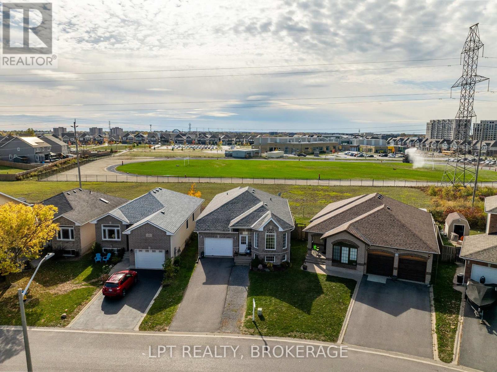 2073 Swanfield Street, Kingston (East Gardiners Rd), Ontario  K7M 0A9 - Photo 41 - X12472218
