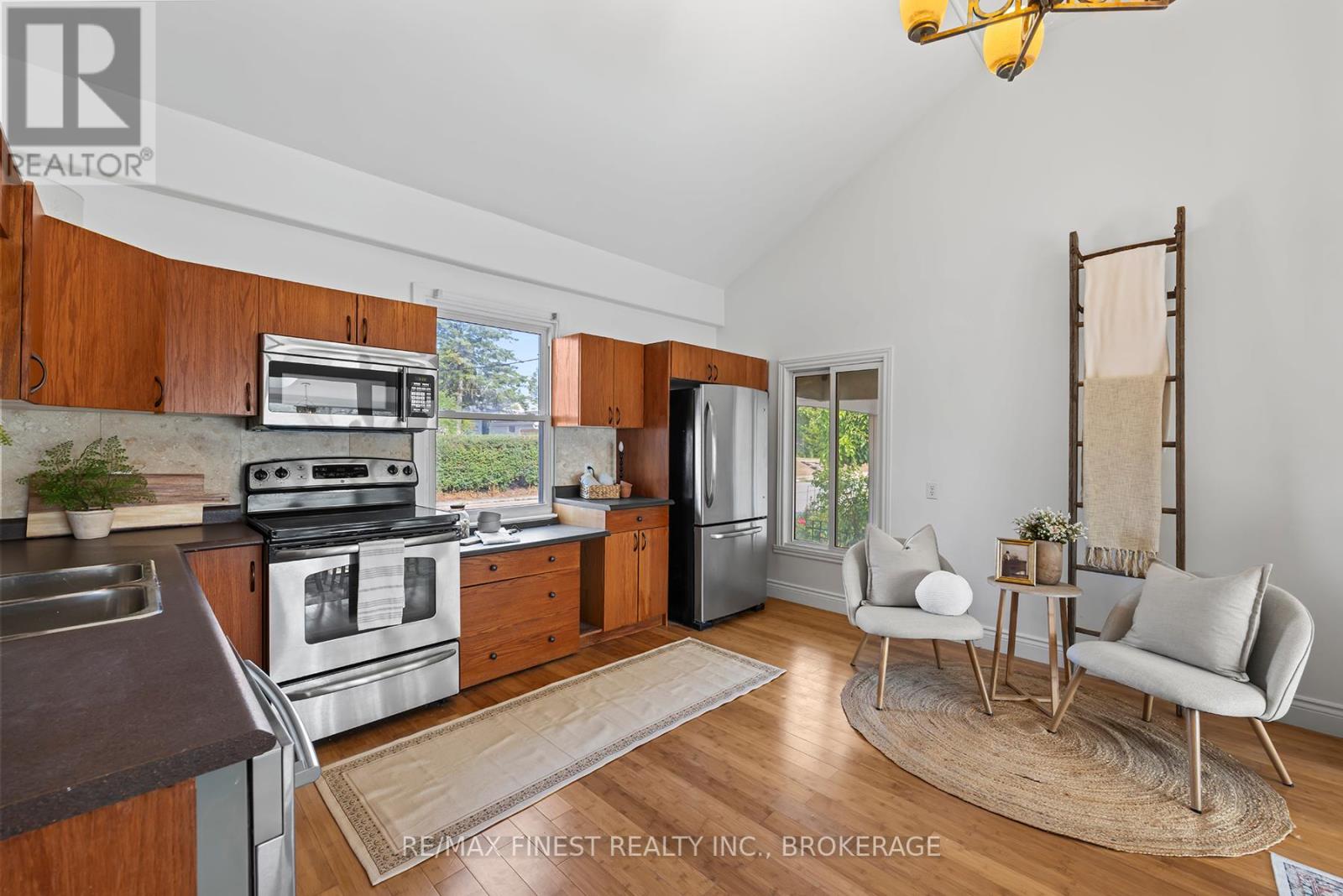 42a Hill Street, Prince Edward County (Picton), Ontario  K0K 2T0 - Photo 11 - X12472255