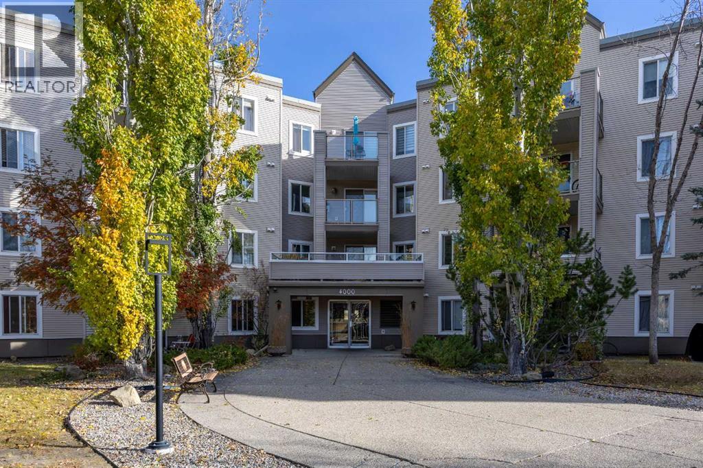 115, 4000 Somervale Court SW, Calgary, Alberta
