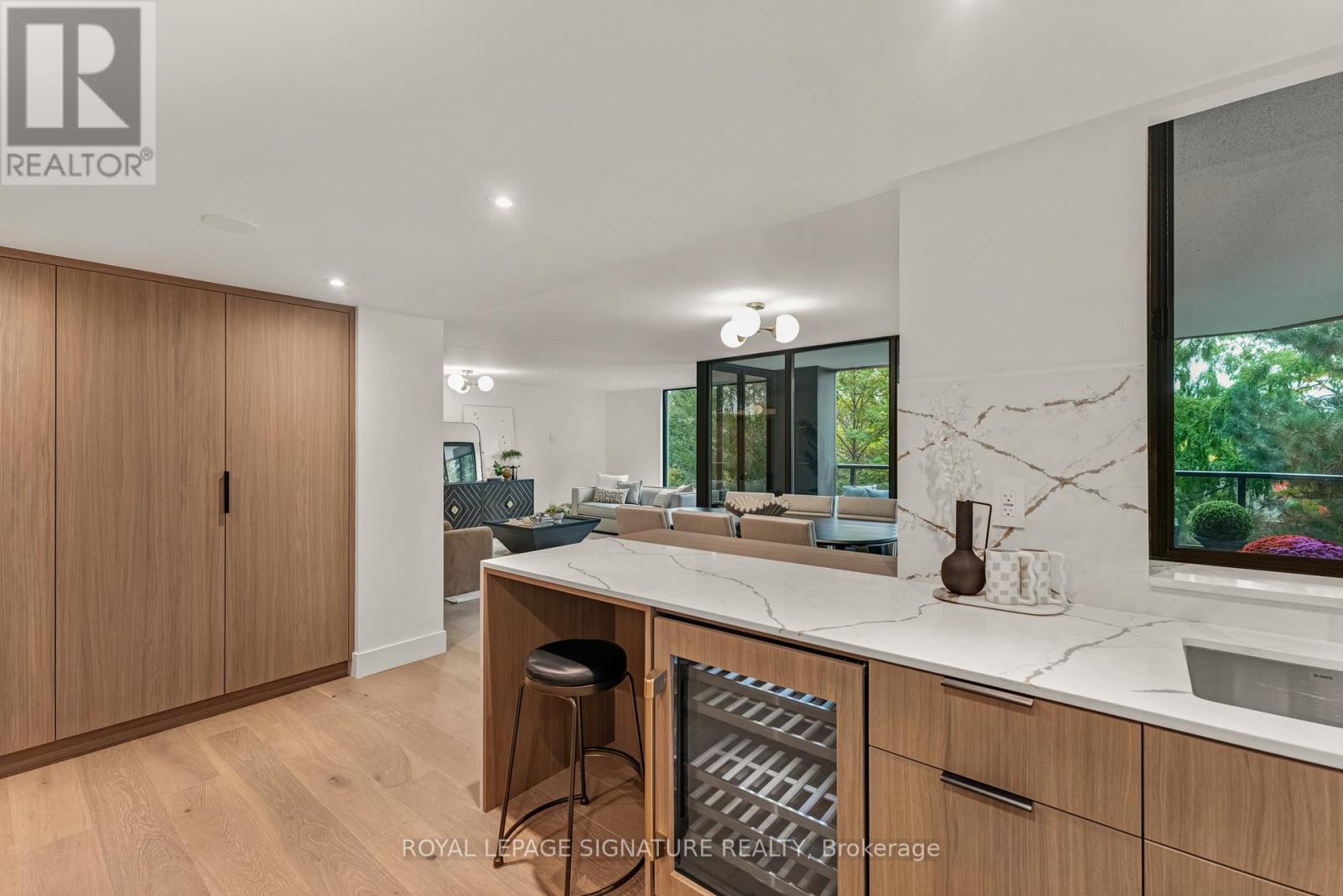 405 - 3900 Yonge Street, Toronto, Ontario  M4N 3N6 - Photo 11 - C12472136