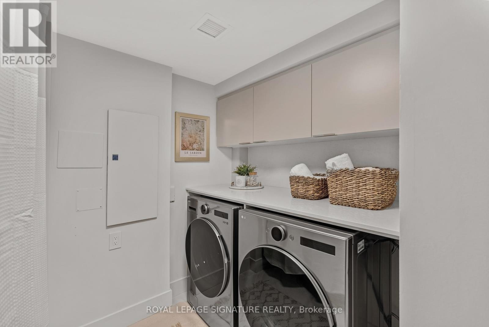 405 - 3900 Yonge Street, Toronto, Ontario  M4N 3N6 - Photo 36 - C12472136