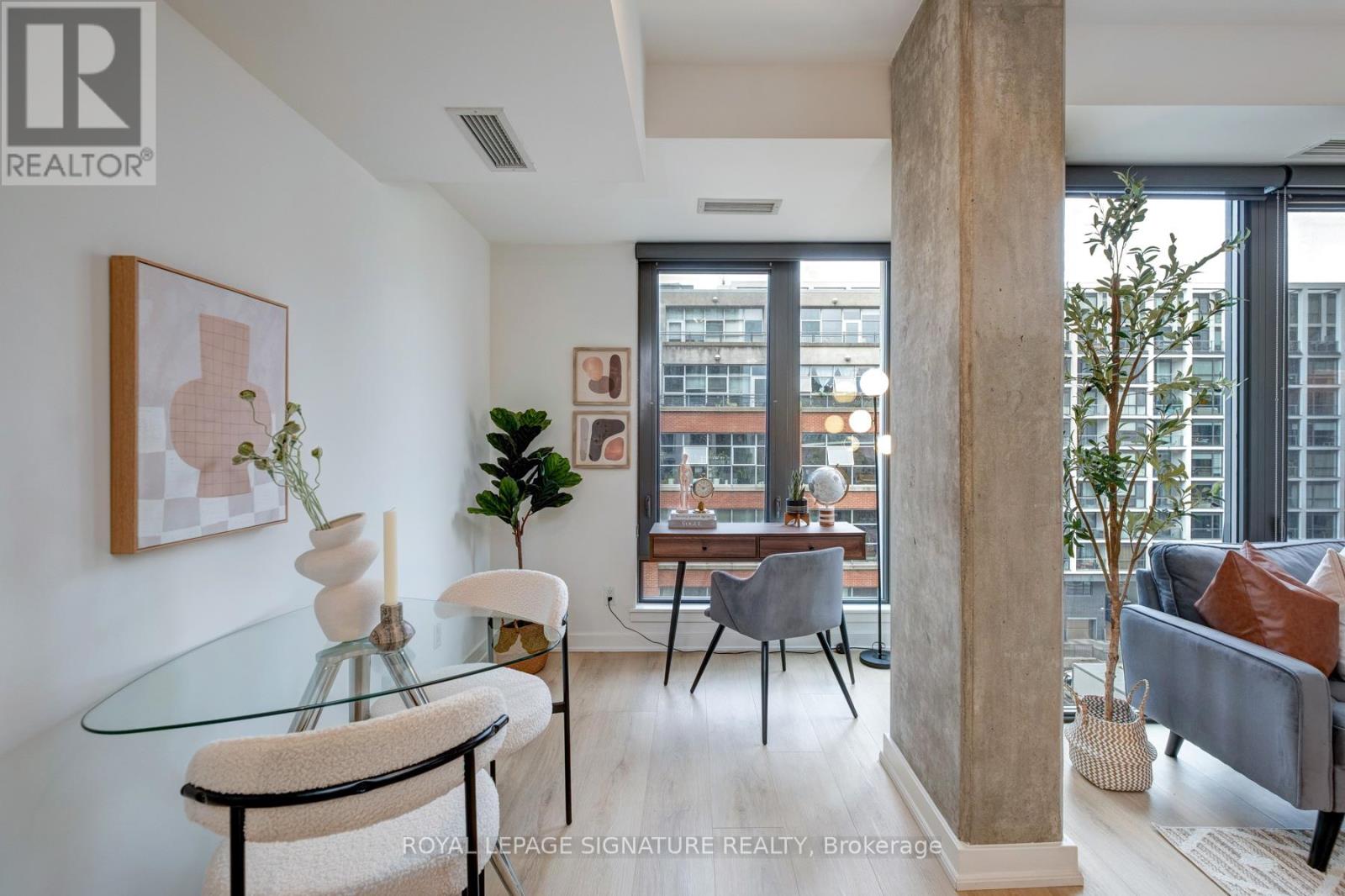 704 - 32 Camden Street, Toronto, Ontario  M5V 0G4 - Photo 7 - C12472140