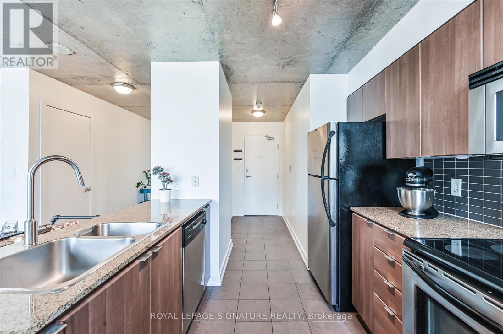 1506 - 11 Brunel Court, Toronto, Ontario  M5V 3Y3 - Photo 14 - C12472143