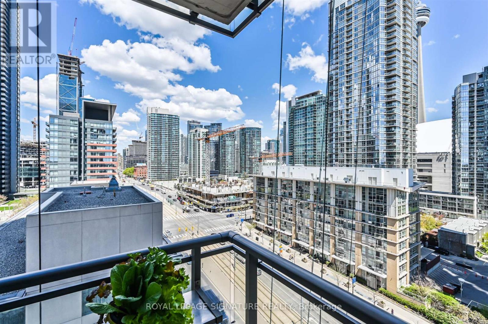 1506 - 11 Brunel Court, Toronto, Ontario  M5V 3Y3 - Photo 19 - C12472143