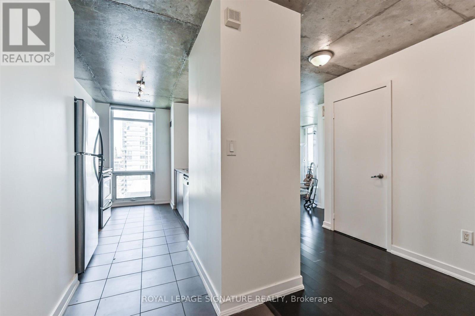 1506 - 11 Brunel Court, Toronto, Ontario  M5V 3Y3 - Photo 6 - C12472143