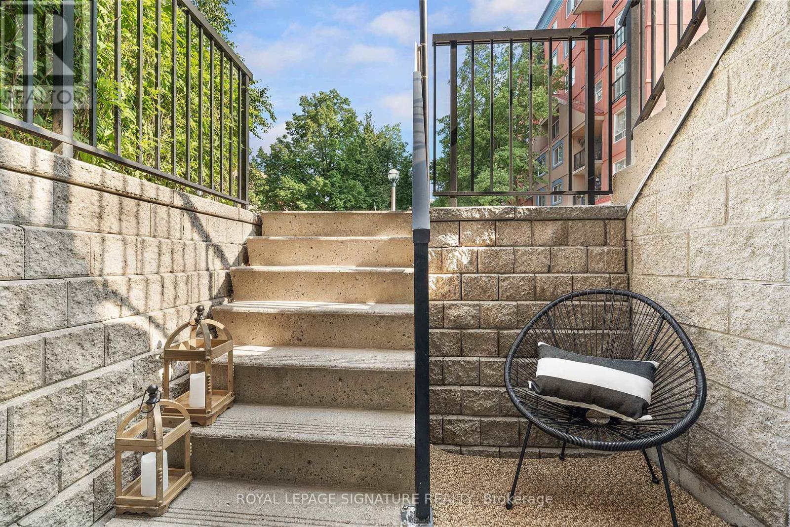 107 - 262 St Helens Avenue, Toronto, Ontario  M6H 4A4 - Photo 3 - C12472152