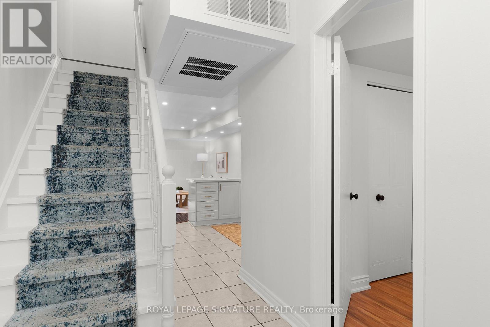 107 - 262 St Helens Avenue, Toronto, Ontario  M6H 4A4 - Photo 9 - C12472152