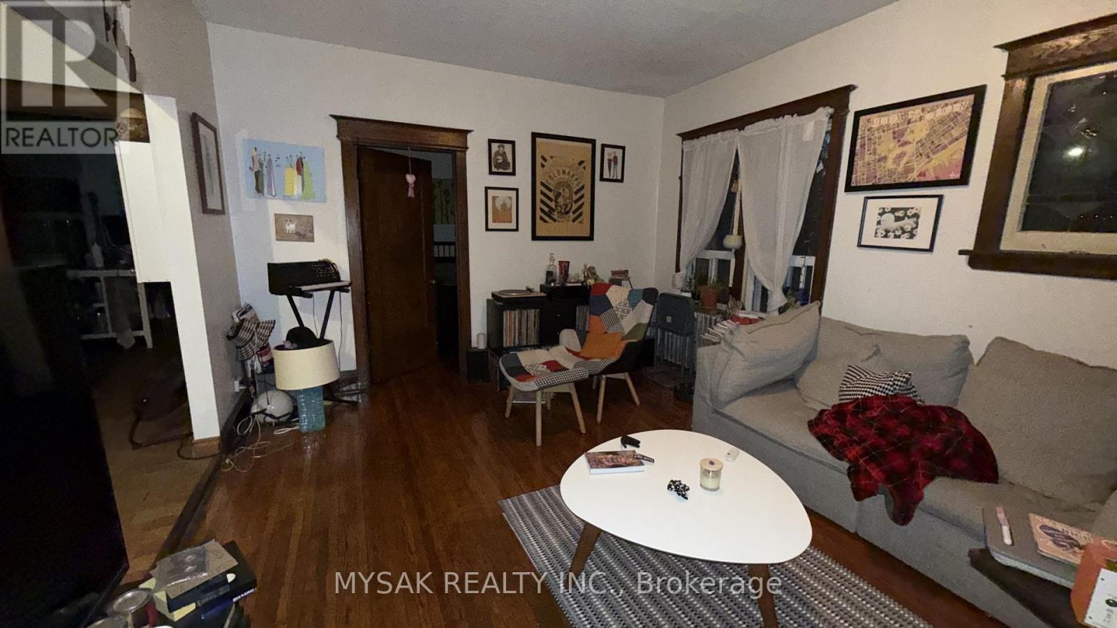 449 Crawford Street, Toronto, Ontario  M6G 3J7 - Photo 12 - C12472157