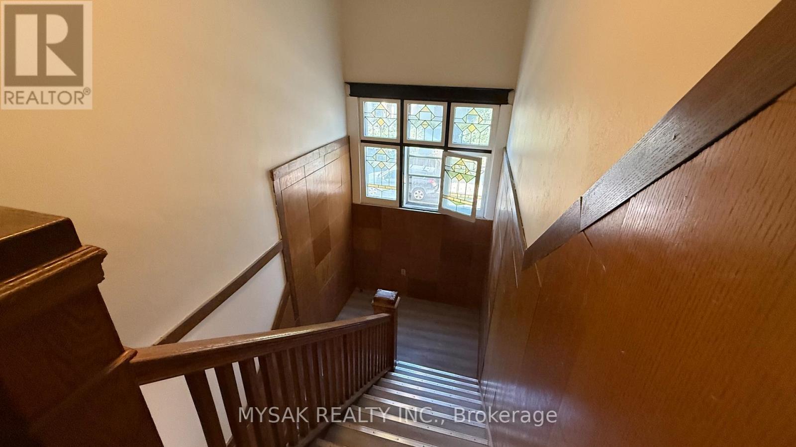 449 Crawford Street, Toronto, Ontario  M6G 3J7 - Photo 7 - C12472157