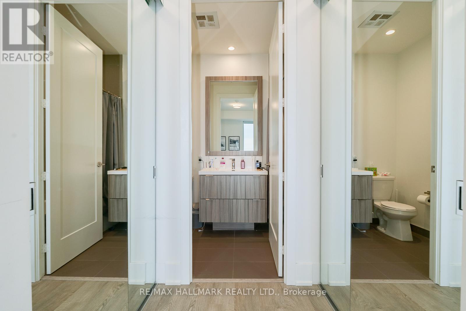 420 - 80 Vanauley Street, Toronto, Ontario  M5T 0C9 - Photo 16 - C12472174