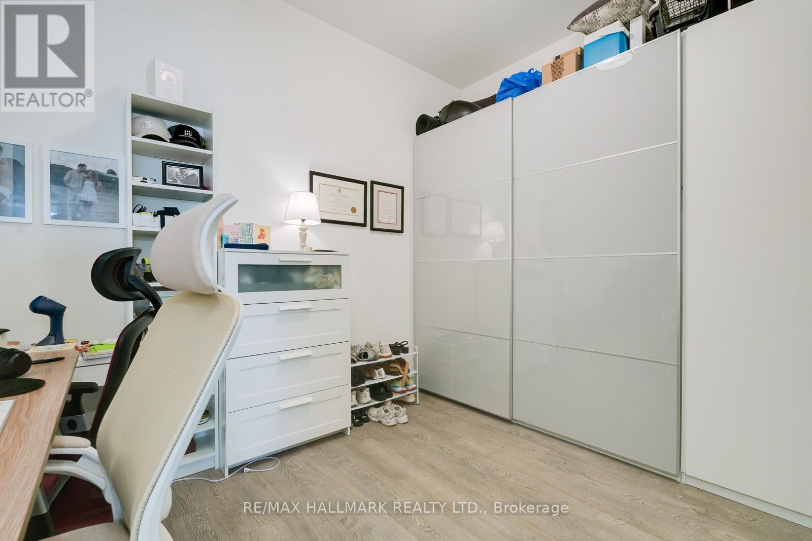 420 - 80 Vanauley Street, Toronto, Ontario  M5T 0C9 - Photo 5 - C12472174