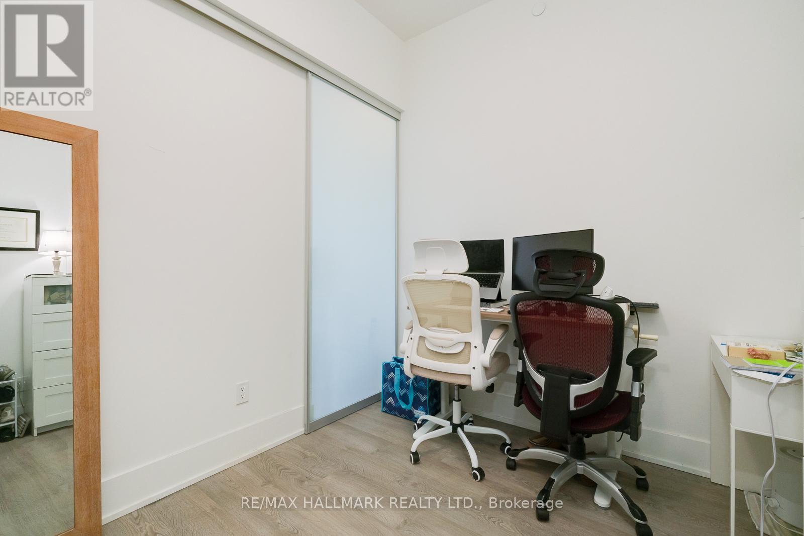 420 - 80 Vanauley Street, Toronto, Ontario  M5T 0C9 - Photo 6 - C12472174