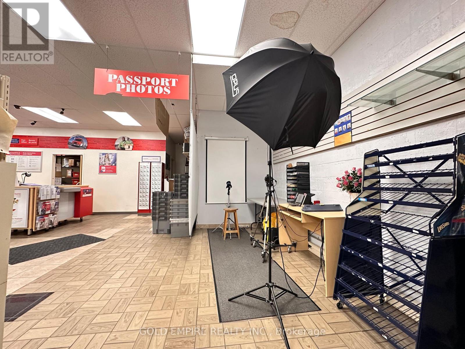 4 - 456 Wharncliffe Road S, London South, Ontario  N6J 2M0 - Photo 15 - X12472202