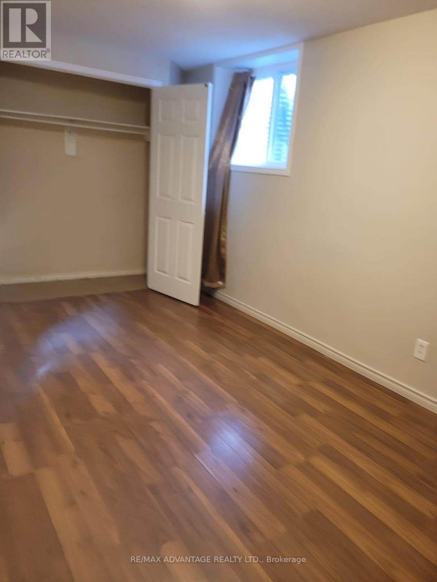 Lower - 960 Prosperity Court, London East, Ontario  N5V 5C7 - Photo 4 - X12472225