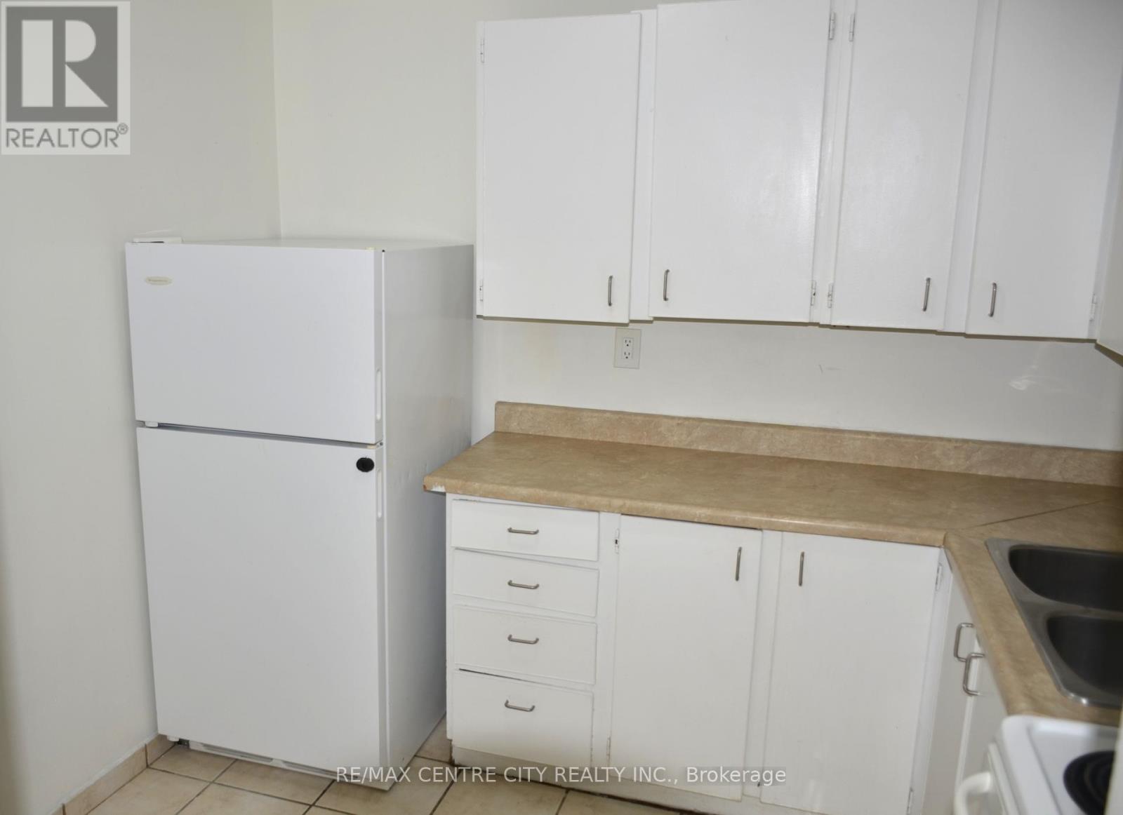 801 - 573 Mornington Avenue, London East, Ontario  N5Y 4T9 - Photo 7 - X12472230