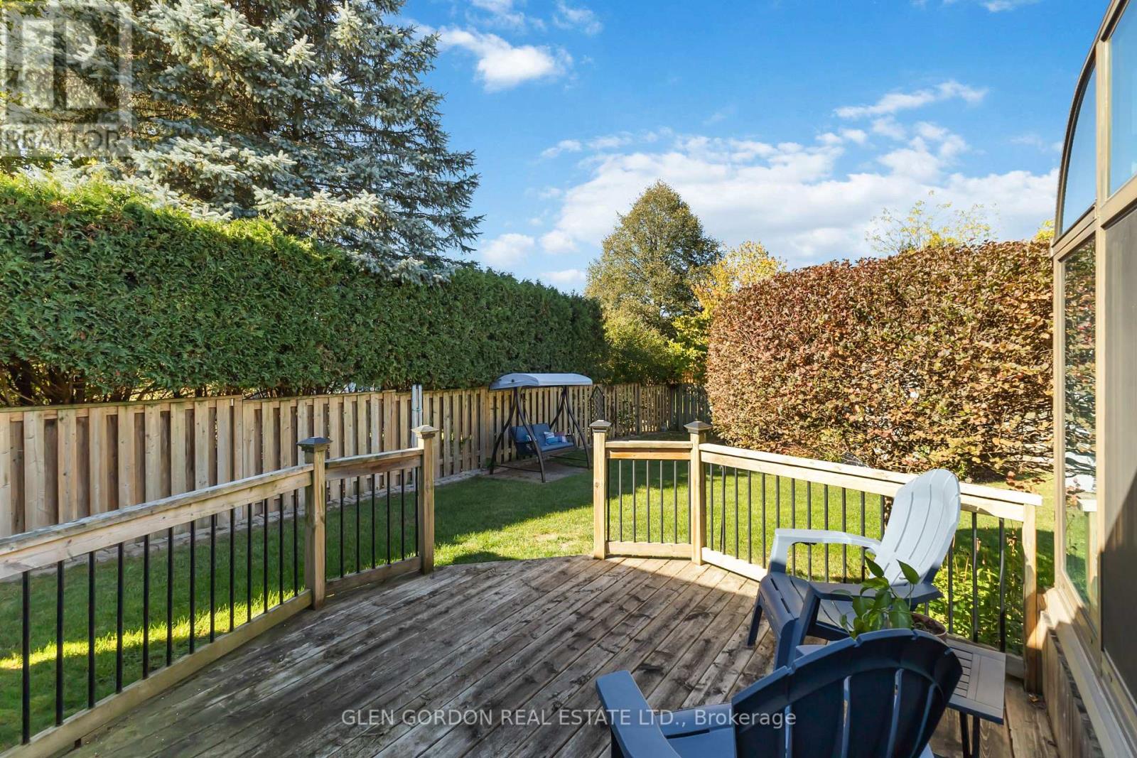 71 Parkview Crescent, Strathroy-Caradoc, Ontario  N7G 4A9 - Photo 38 - X12472280