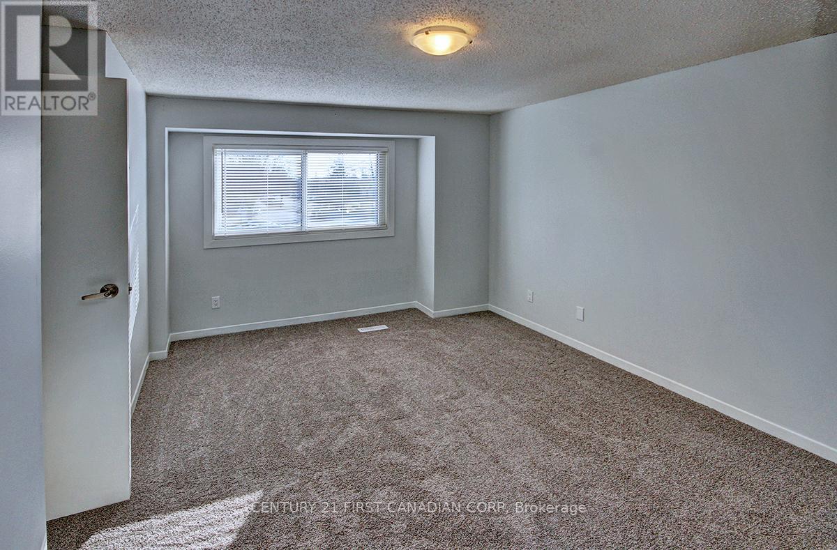 12 - 75 Ansondale Road, London South, Ontario  N6C 5W3 - Photo 13 - X12472312