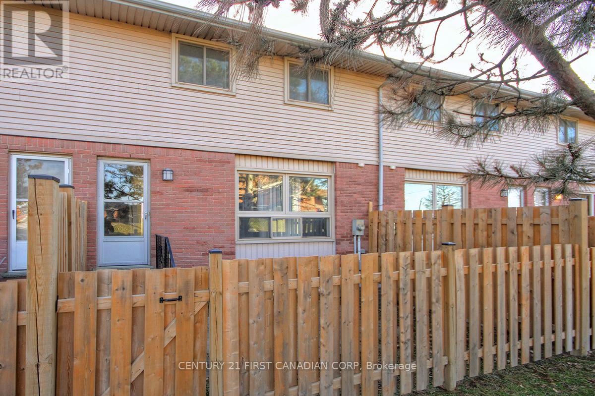 12 - 75 Ansondale Road, London South, Ontario  N6C 5W3 - Photo 24 - X12472312