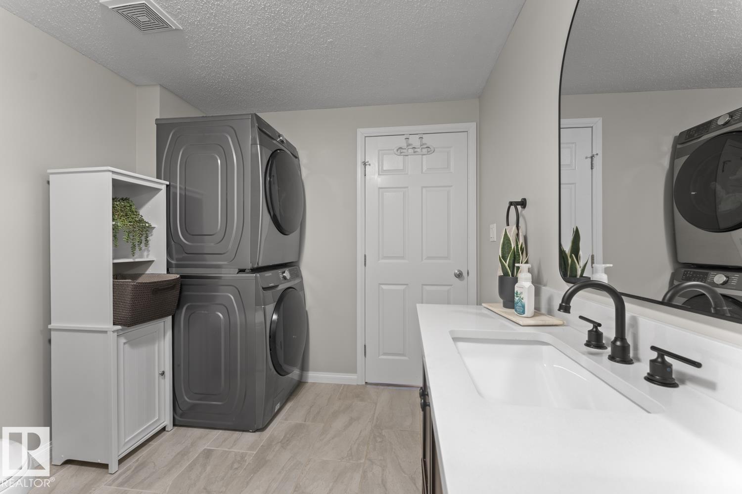 5206 43 St, Cold Lake, Alberta  T9M 2A2 - Photo 33 - E4462815