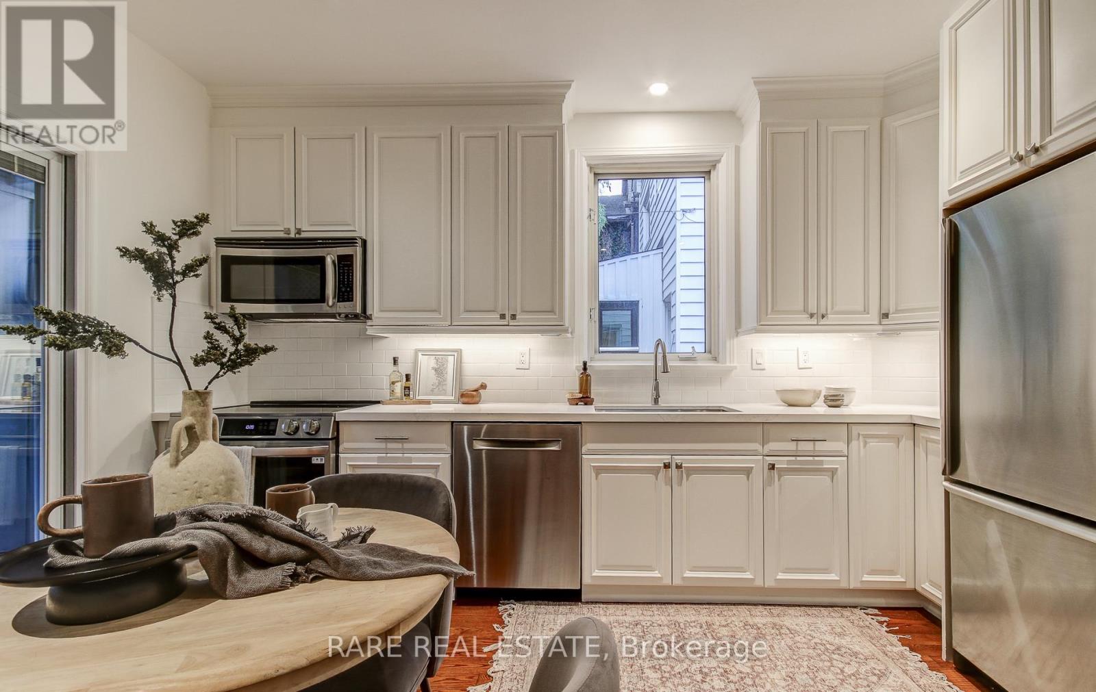 965 Logan Avenue, Toronto, Ontario  M4K 3E6 - Photo 12 - E12472172