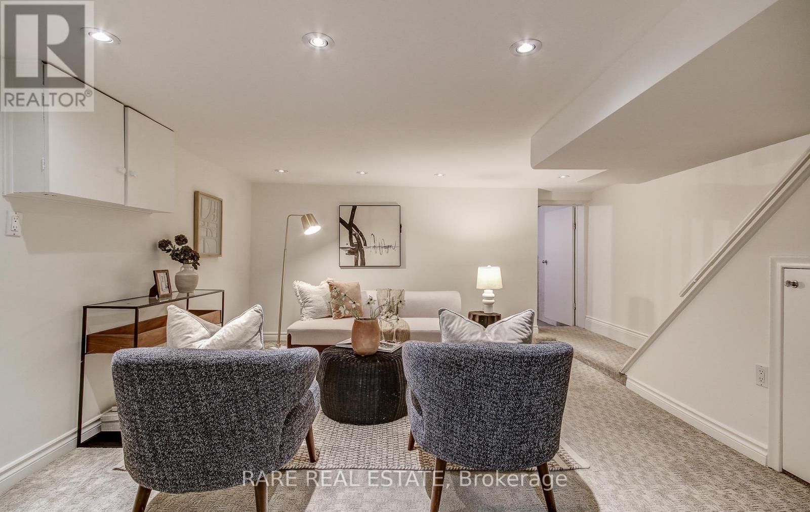 965 Logan Avenue, Toronto, Ontario  M4K 3E6 - Photo 35 - E12472172
