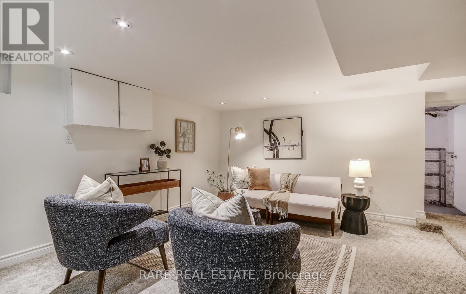 965 Logan Avenue, Toronto, Ontario  M4K 3E6 - Photo 36 - E12472172
