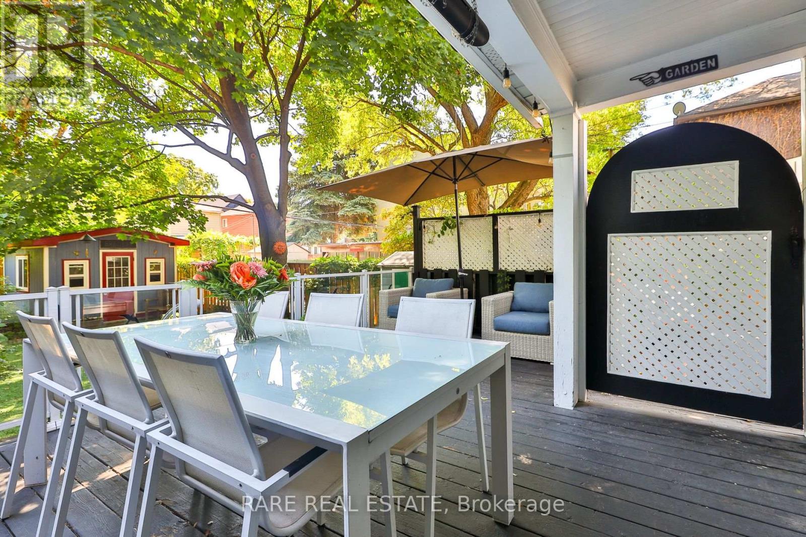 965 Logan Avenue, Toronto, Ontario  M4K 3E6 - Photo 38 - E12472172