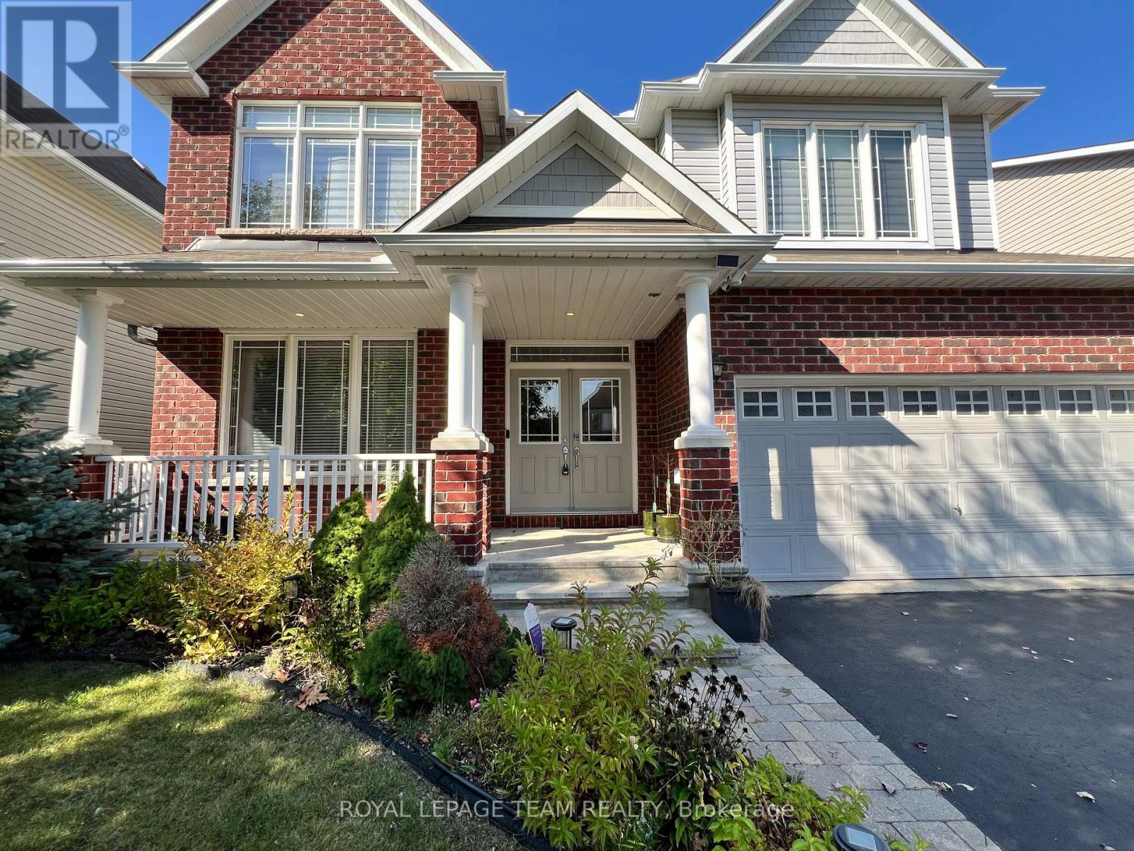 129 TAPESTRY DRIVE, Ottawa, Ontario