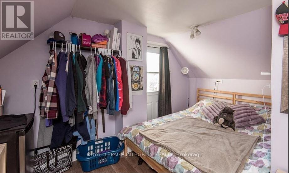 521 Chapel Street, Ottawa, Ontario  K1N 8A1 - Photo 10 - X12472292