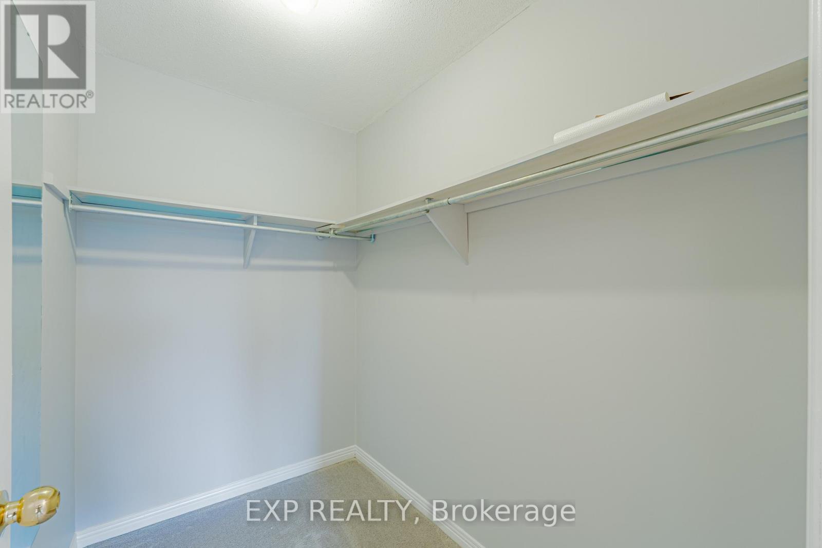 208 Stratas Court, Ottawa, Ontario  K2L 3K5 - Photo 42 - X12472293