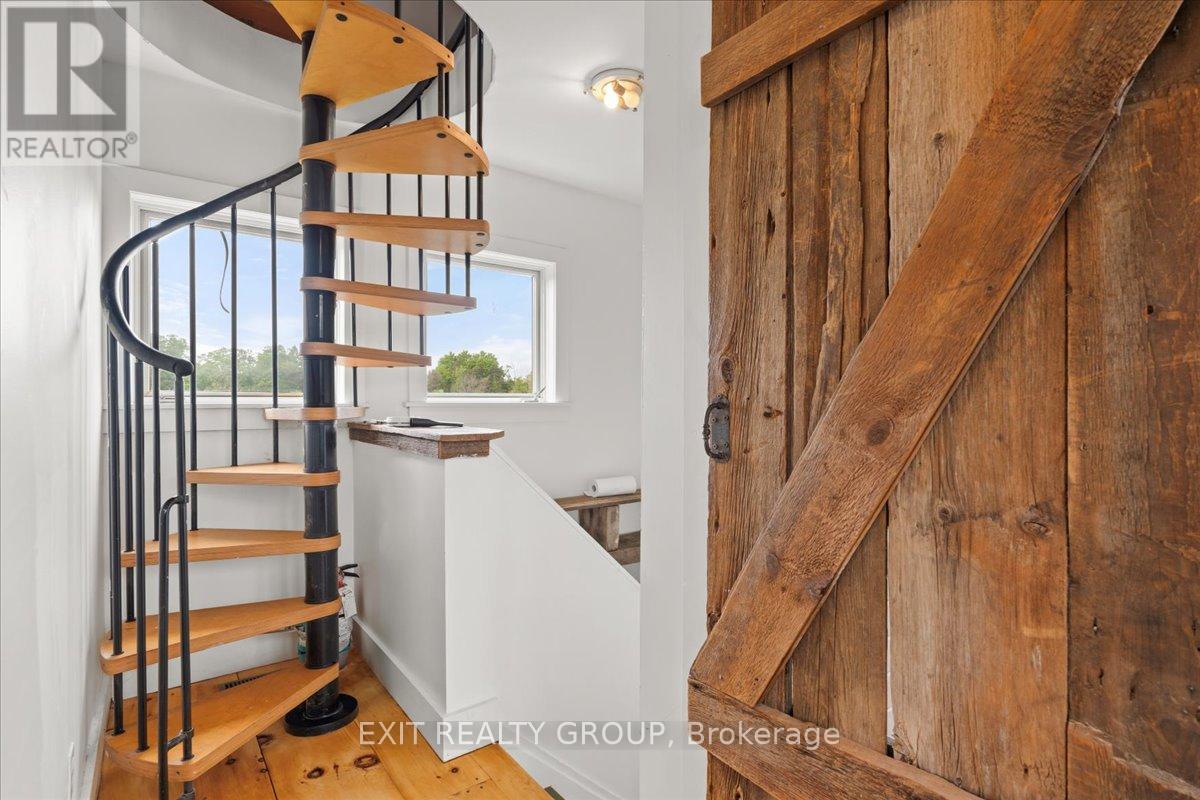 782 County Road 49, Prince Edward County, Ontario  K0K 2T0 - Photo 26 - X12461232