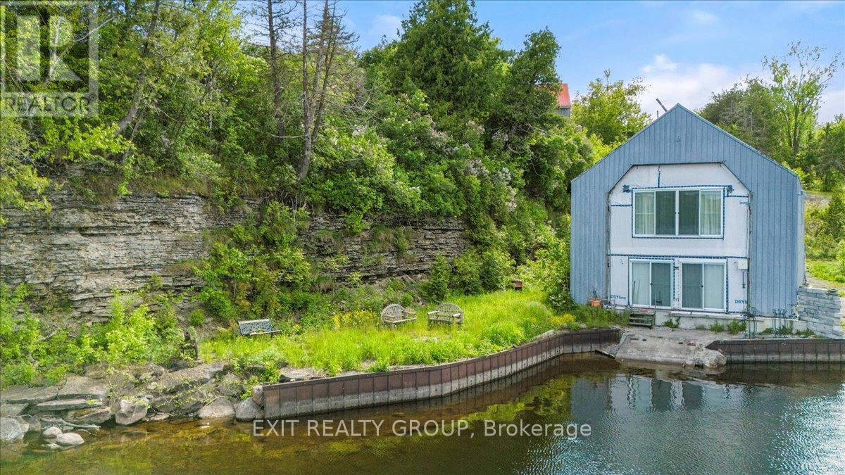 782 County Road 49, Prince Edward County, Ontario  K0K 2T0 - Photo 9 - X12461232